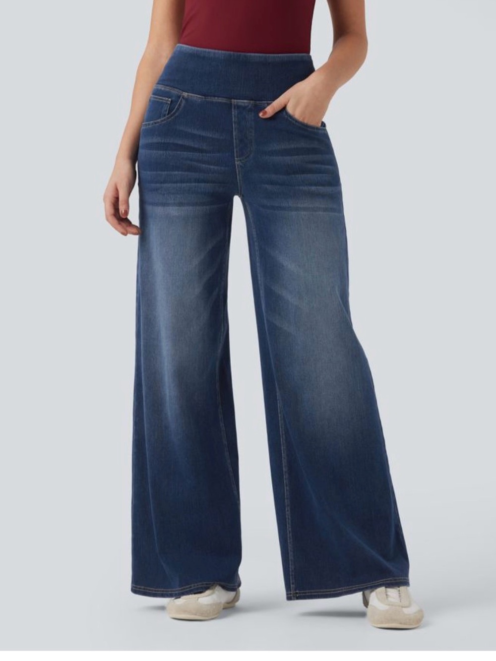 HALARA High-Rise Wide Leg Jeans in Dark Blue Wash